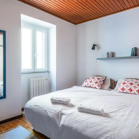 2 Bedroom Gorgeous In *