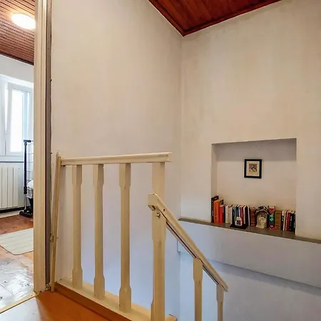 2 Bedroom Gorgeous In Feriehus Labin (Istria)