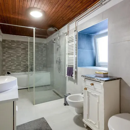 2 Bedroom Gorgeous In * Labin (Istria)